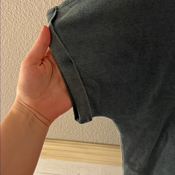 Quality basic tee - Picture 3 of 5